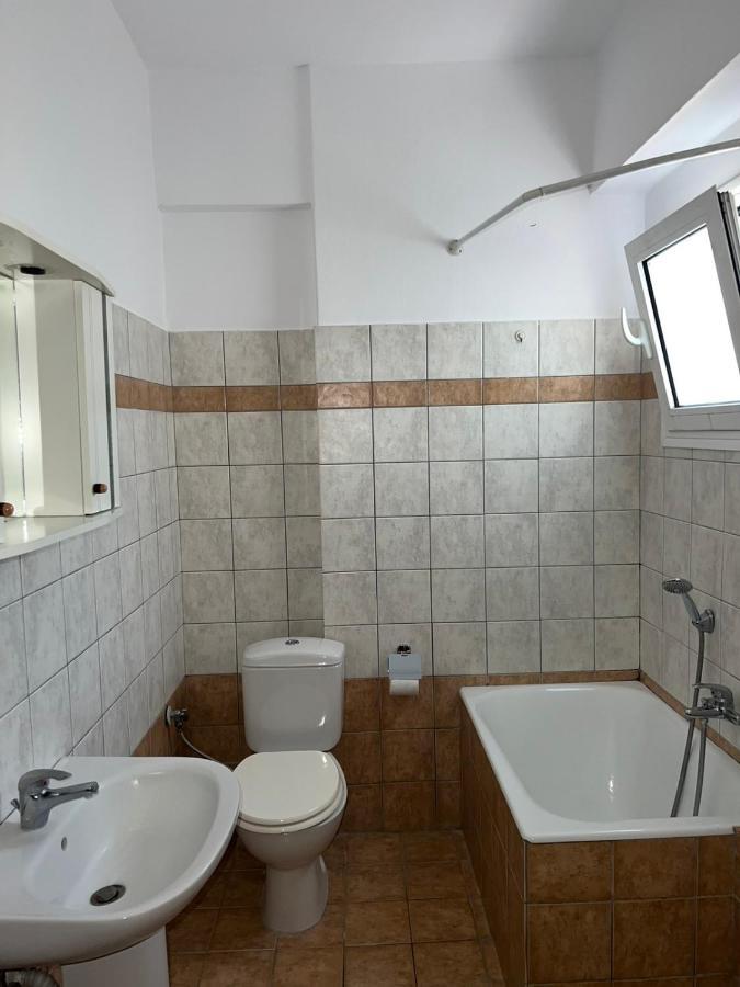 Larisa City Apartments 1 Екстериор снимка